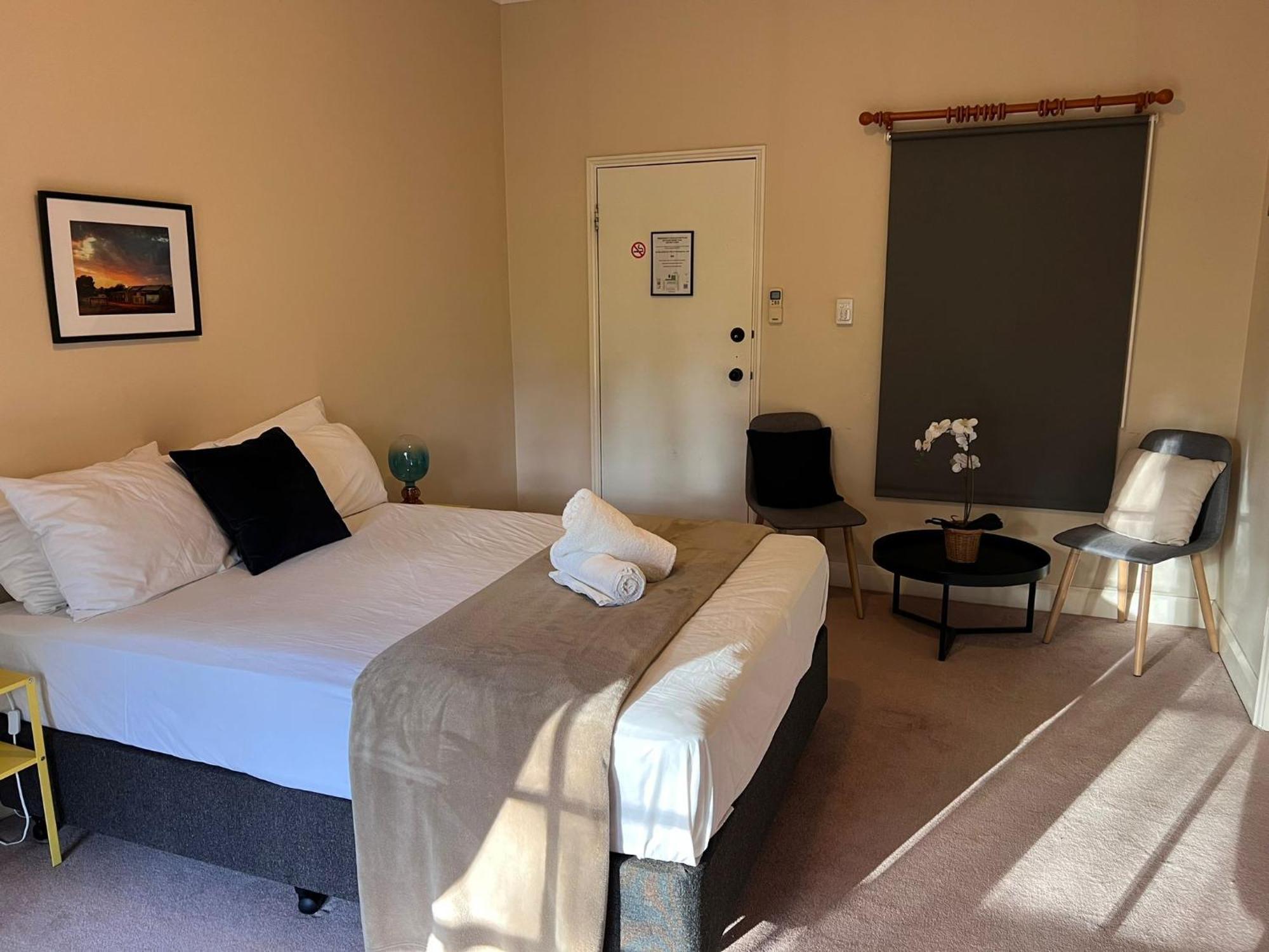Lovely Little Period 1-Bedroom Unit. Free Parking. York Extérieur photo