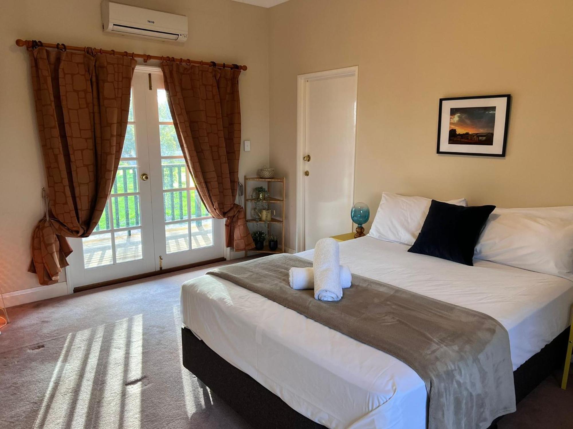 Lovely Little Period 1-Bedroom Unit. Free Parking. York Extérieur photo